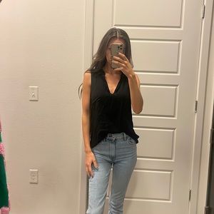 Collared V-Neck Tank Top